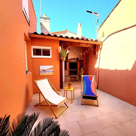 Maison De Pecheur Moderne Avec Terrasse, Proche Et Commerce - Barbecue - Wifi Gratuit - Fr-1-92-950 Feriehus Les Sables-dʼOlonne